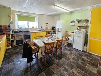A wonderfully located 6 en-suite bedroom Guest House A wonderfully located 6 en-suite bedroom Guest House