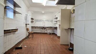 Vacant Cafe or Restaurant for let in Dover Town - nil premium