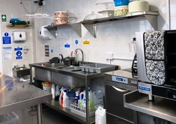 Bijou Licensed Tea Room Renowned For Afternoon Teas Featuring High Quality Baked Goodse Class for Sale