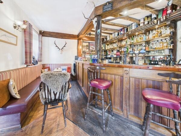 Traditional village inn in stunning loch location Traditional village inn in stunning loch location