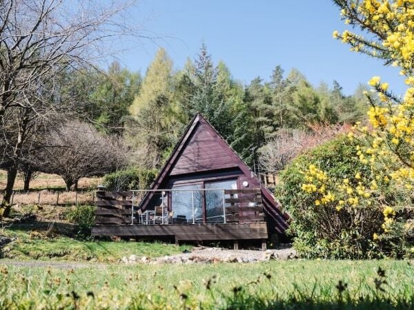 Exceptional Highland Lodge Business – Three Stunning Lochside Lodges