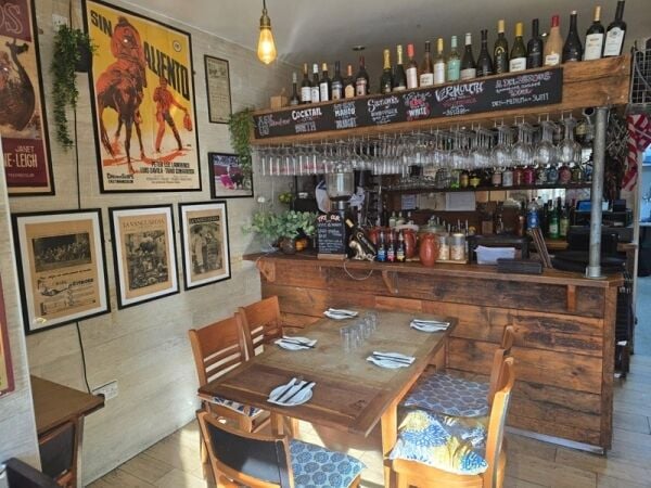 Tapas, Sunshine & Great Vibes – Bistro for Sale in Bradford-on-Avon!