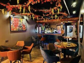 Bar / restaurant for Sale - Free of Tie Leasehold - Town Centre Location