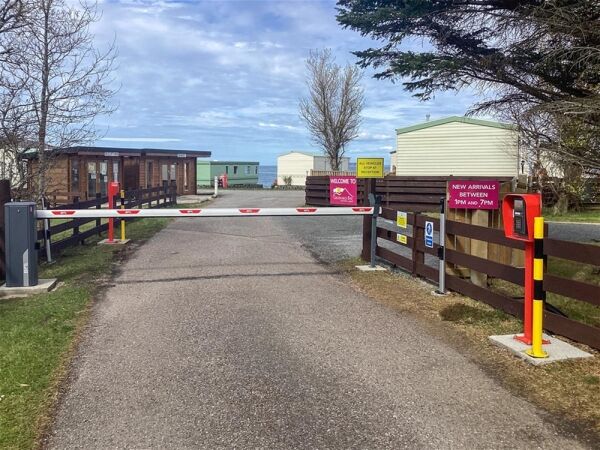 Gruinard Bay Caravan Park and Seabreeze House Photo 3