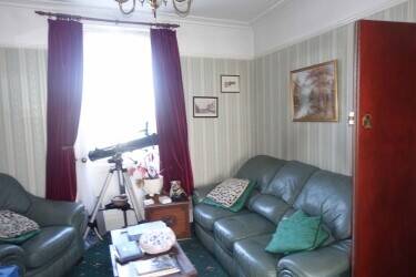 Stylish Seaside Guest House with Sub-Tropical Private Garden For Sale in Weymouth