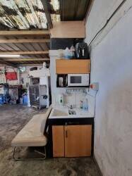 Workshop garage facility Photo 4