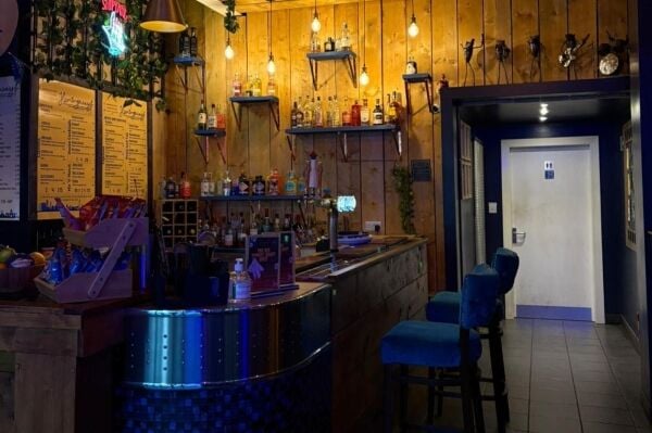 Licenced Coffee Shop, Bar & Restaurant - Liverpool Licenced Coffee Shop, Bar & Restaurant - Liverpool