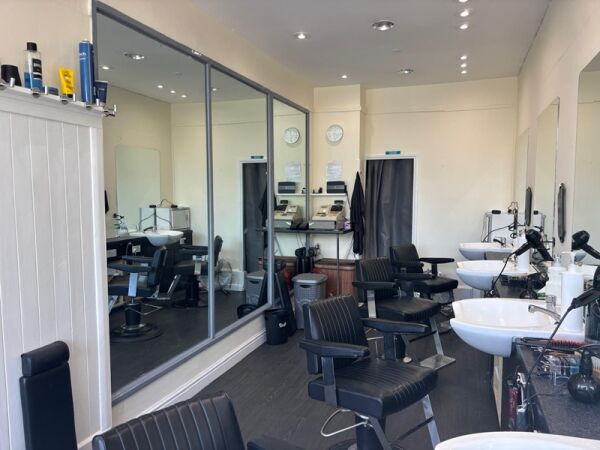 Trimmed to Perfection – Own a Top-Rated Barbershop in Ickenham! Photo 3