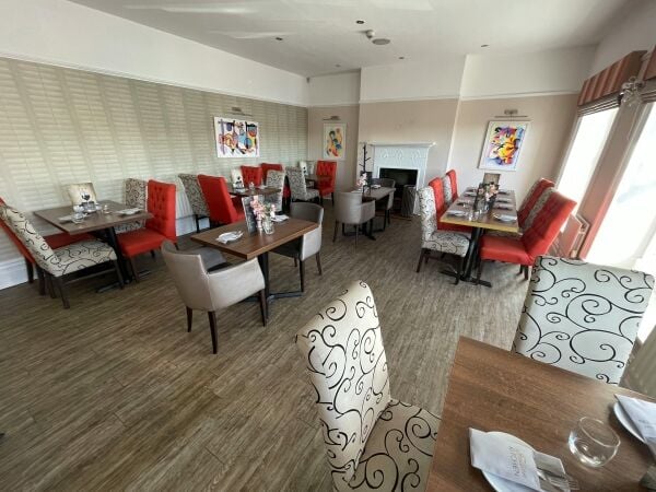 Superb 68 Cover Restaurant – ‘Honeypot’ Quayside Location Superb 68 Cover Restaurant – ‘Honeypot’ Quayside Location
