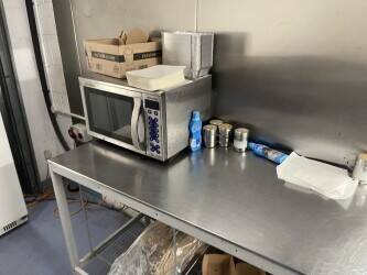Excellent location dark kitchens for sale - VERY SPACIOUS