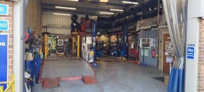 MOT Station & Fast Fit Garage Photo 3