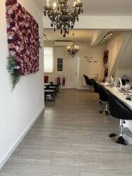 Established Beauty Business on the high street