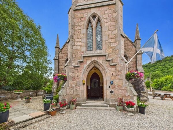 Victorian Guest House situated in the Cairngorms National Park Victorian Guest House situated in the Cairngorms National Park