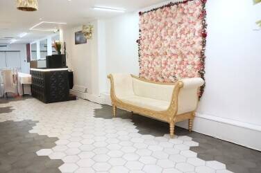 Bar and Events Venue with 4-Bed Accommodation for Sale – Leasehold- eastcote