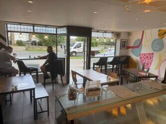 DELIGHTFUL DELICATESSEN/CAFE WITH FLAT: AFFLUENT LEEDS COMMUTER VILLAGE DELIGHTFUL DELICATESSEN/CAFE WITH FLAT: AFFLUENT LEEDS COMMUTER VILLAGE