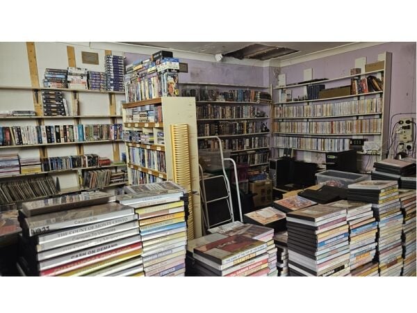 Spin Into Business: Own a Legendary Vinyl Record Shop! Spin Into Business: Own a Legendary Vinyl Record Shop!