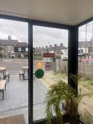 Cafe/restaurant with assets for sale Cafe/restaurant with assets for sale