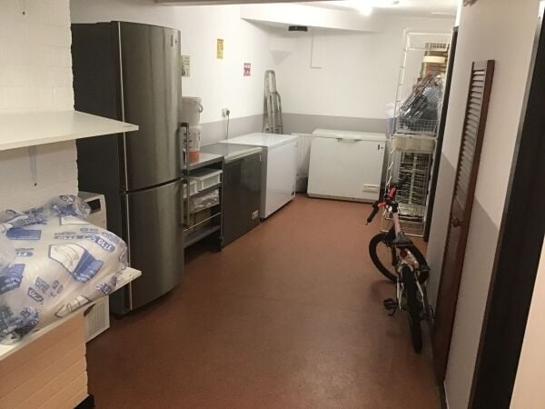 CHIP SHOP WITH 2 BED ACCOM ABOVE & POTENTIAL 2ND SHOP, TORFAEN