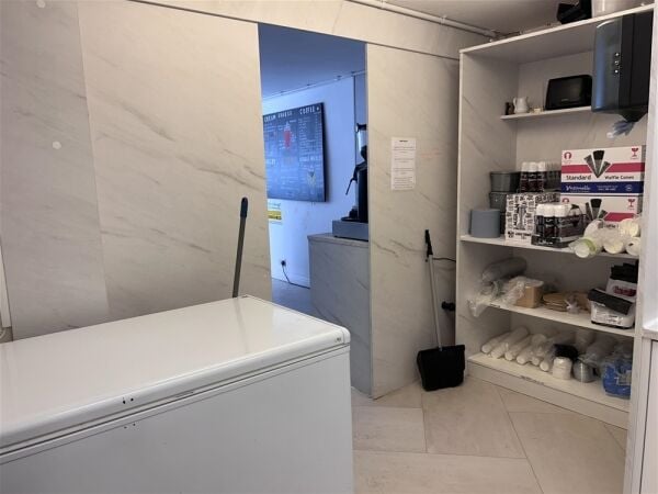 Cafe & Sandwich Bars For Sale in Bakewell Cafe & Sandwich Bars For Sale in Bakewell