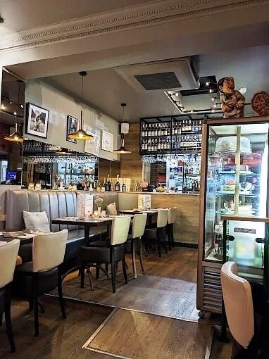 Licensed Italian Restaurant for Sale
