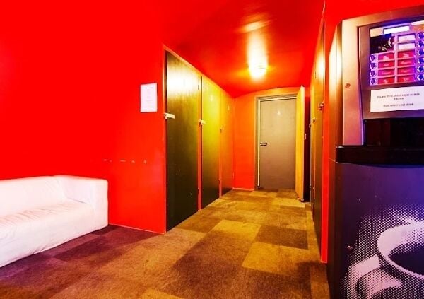 Music Rehearsal Studios 5 Rooms for Sale Music Rehearsal Studios 5 Rooms for Sale
