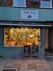 Charming Cafe for sale in Richmond, London Charming Cafe for sale in Richmond, London