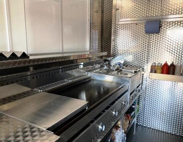 Bespoke Catering Van specialising In Burgers And Wraps With Established Pitch - Rent Only £700 Pawith Licence for Sale Bespoke Catering Van specialising In Burgers And Wraps With Established Pitch - Rent Only £700 Pawith Licence for Sale