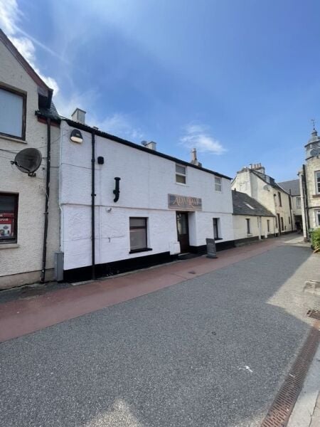 Attractive Town Centre Premises – Former Salon, Dingwall