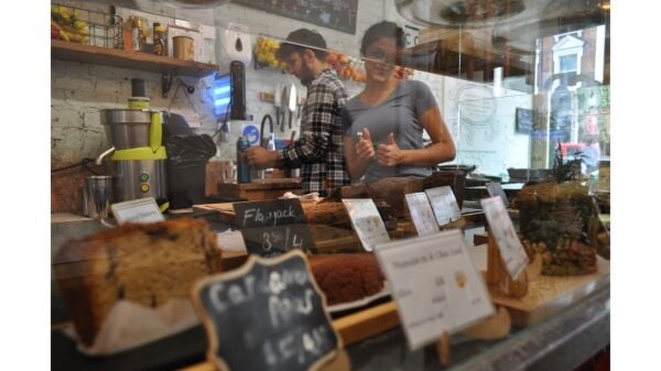 Thriving Organic Health Shop & Deli in Prime London Location Thriving Organic Health Shop & Deli in Prime London Location