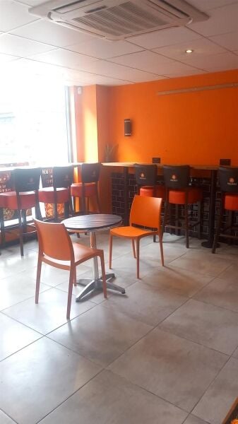LEASEHOLD FIREAWAY PIZZA FRANCHISE LEASEHOLD FIREAWAY PIZZA FRANCHISE