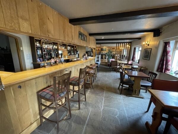Immaculate Freehouse in South Hams – Recently Renovated For Sale in Kingsbridge