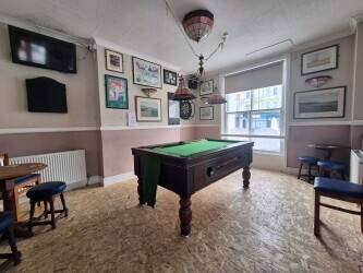 CONWY - SUBSTANTIAL SEASIDE PUBLIC HOUSE WITH PLANNING PERMISSION