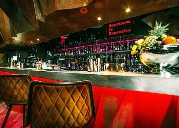 Immaculate Shisha Restaurant & Bar Plus Additional Shop With Extractor for Sale Immaculate Shisha Restaurant & Bar Plus Additional Shop With Extractor for Sale