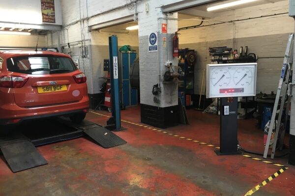 Established MOT Garage - Bristol Established MOT Garage - Bristol