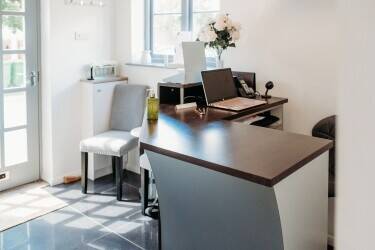 High-quality and profitable beauty salon based in a popular region of Nottinghamshire