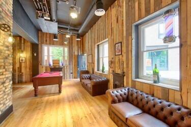 Award winning Barber Shop with alcohol license Award winning Barber Shop with alcohol license