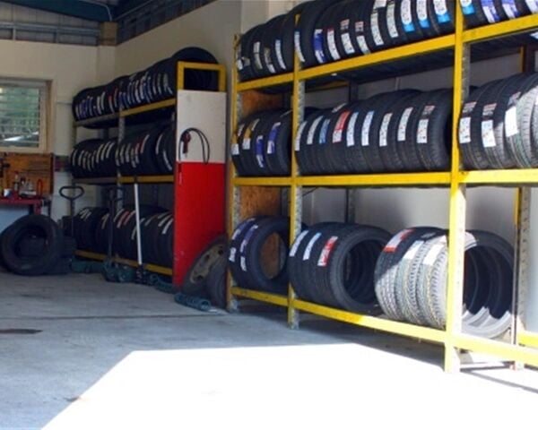 AN AWARD-WINNING TYRE AND MOTORING SERVICING BUSINESS AN AWARD-WINNING TYRE AND MOTORING SERVICING BUSINESS