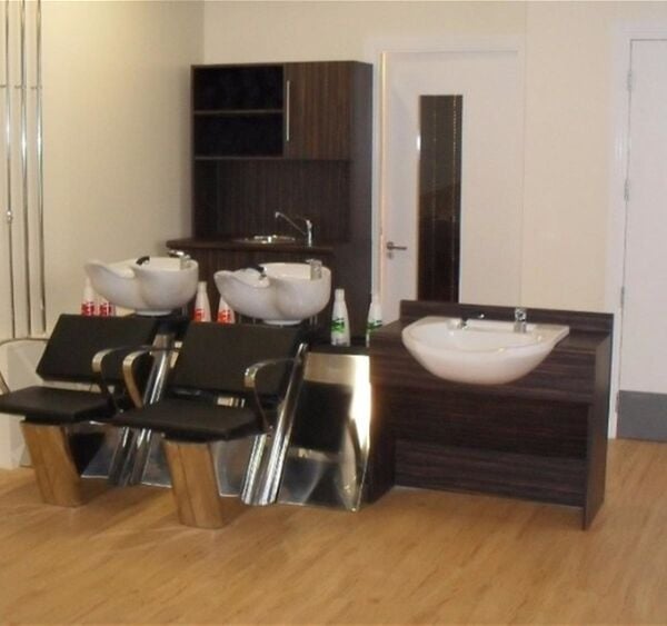 JOINERY SPECIALIST WITH ON-SITE WORKSHOP