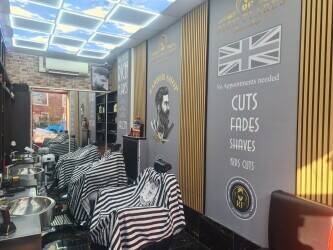 Fully equipped Barber Shop in Weybridge near High Street