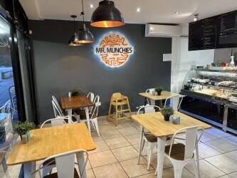 Cafe in Enfield EN2 Cafe in Enfield EN2