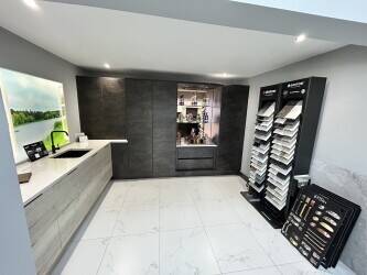 Profitable and rapidly growing Bathroom and Kitchen suppliers based in West Yorkshire.