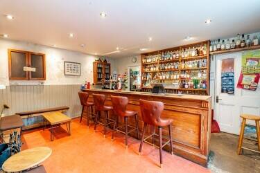 Outstanding Riverside Pub and Self Catering Cottage in the Heart of Malt Whisky Country (ref 1777)