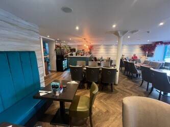 50+ cover Bar/Restaurant premises with 4-bedroom flat Balloch, Loch Lomond (ref 1778)