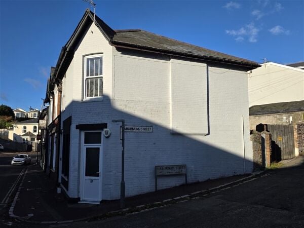 Auction Lot: 2 x Self-Contained Investments Flats, Torquay For Sale in Torquay Auction Lot: 2 x Self-Contained Investments Flats, Torquay For Sale in Torquay