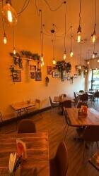 Italian Pizza Restaurant in Great Location For Sale Italian Pizza Restaurant in Great Location For Sale