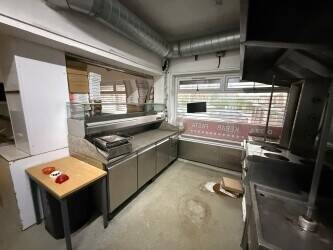 Class 3 Hot Food Premises Opportunity located in a densely populated neighbourhood (ref 1786)