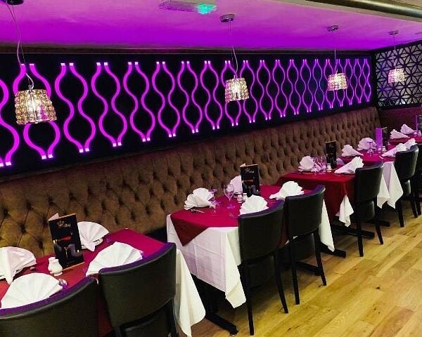 Luxurious Licensed Indian Restaurant for Sale Luxurious Licensed Indian Restaurant for Sale