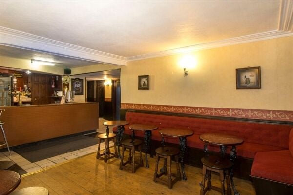 Seafield Inn (Public House with Owners Flat) Seafield Inn (Public House with Owners Flat)