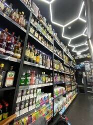 Off licence shop in Sheffield city centre
