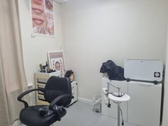 Aesthetic Beauty clinic and training academy in Bristol with a 500-client base and a sponsor licence. Aesthetic Beauty clinic and training academy in Bristol with a 500-client base and a sponsor licence.